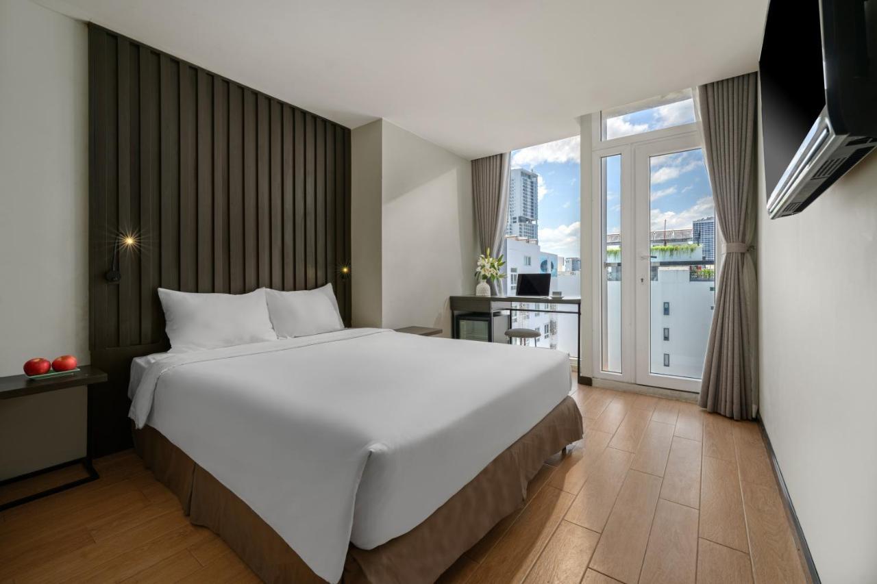 Agnes Hotel Managed By Dhg Nha Trang Exteriör bild