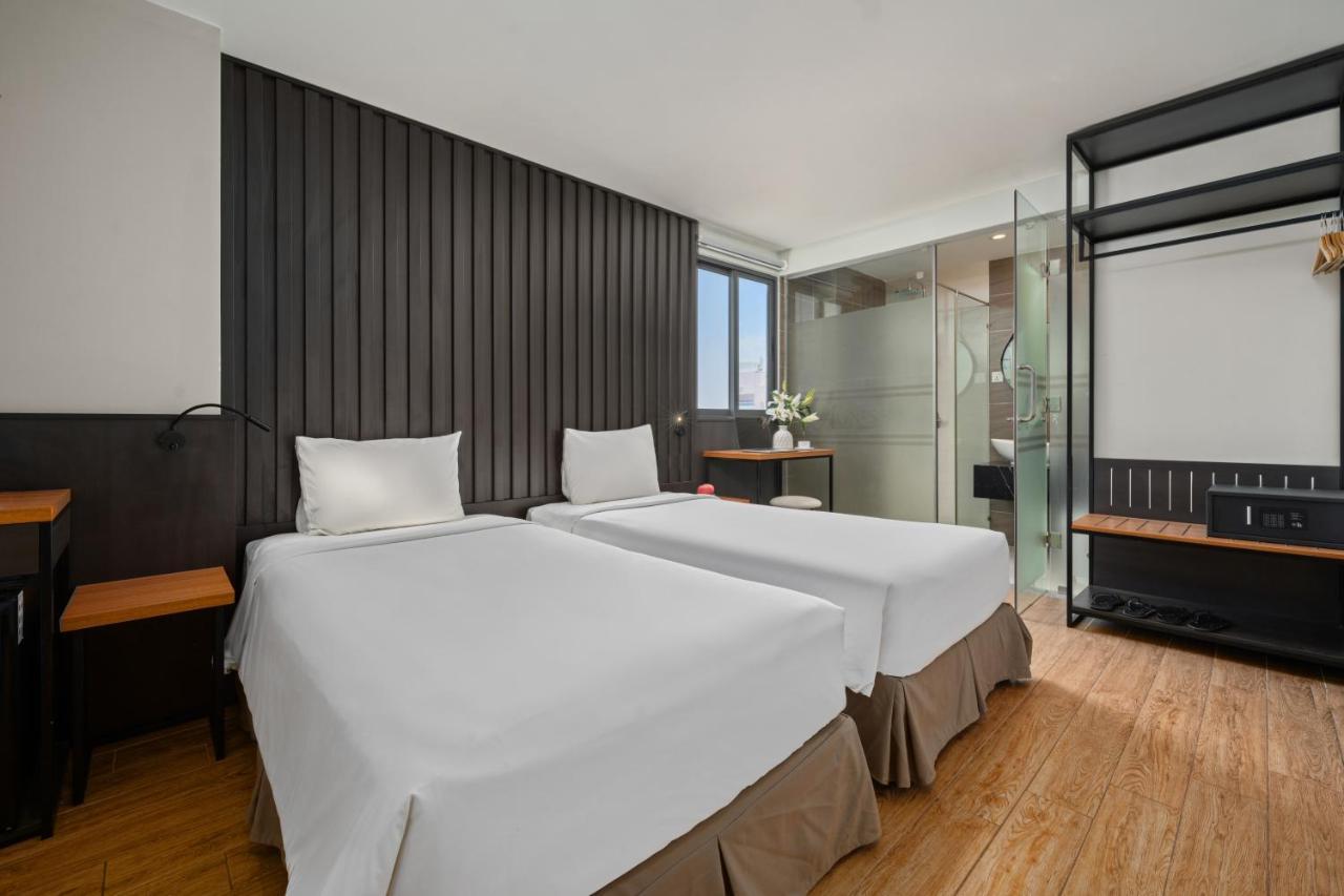 Agnes Hotel Managed By Dhg Nha Trang Exteriör bild